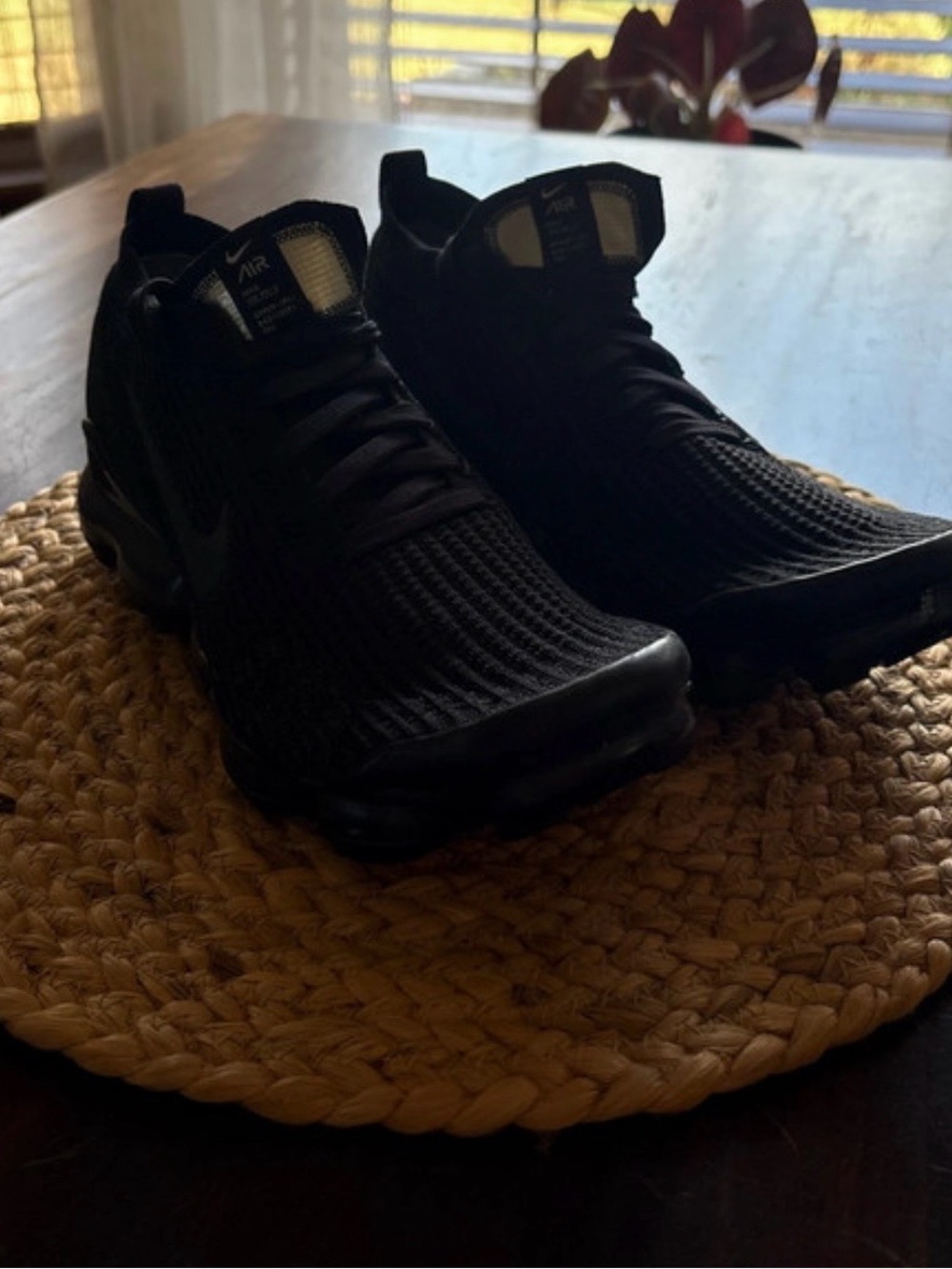 Nike Men’s VaporMax FlyKnit Black Air Running Sneakers
